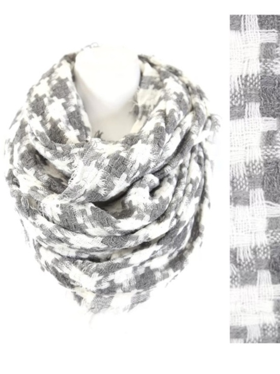 Boutique Accessories - Gray & White Soft Houndstooth Infinity Scarf